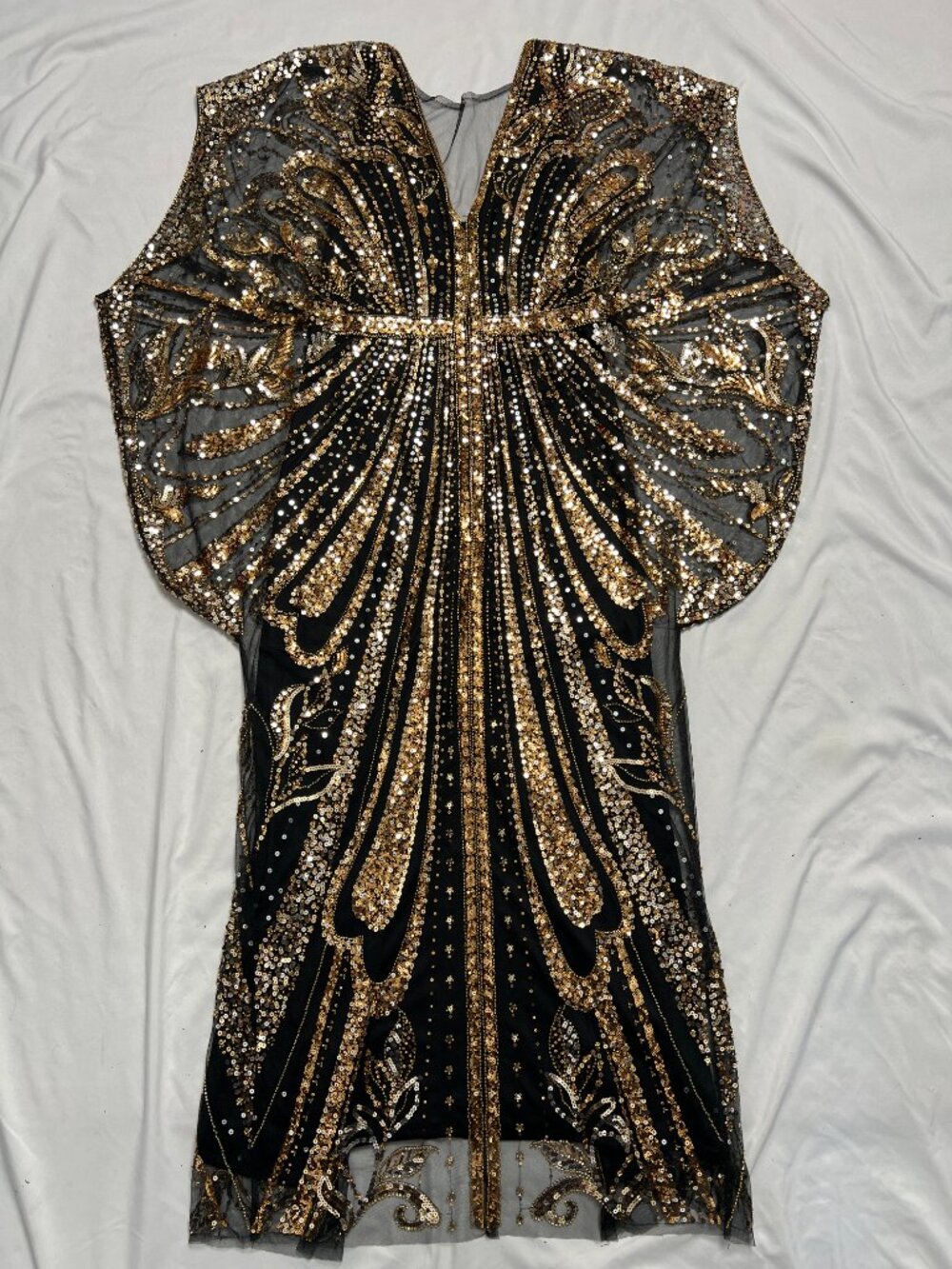 1920s Flapper Batwing Sleeve Sequin Evening Gown - Picture 8 of 10